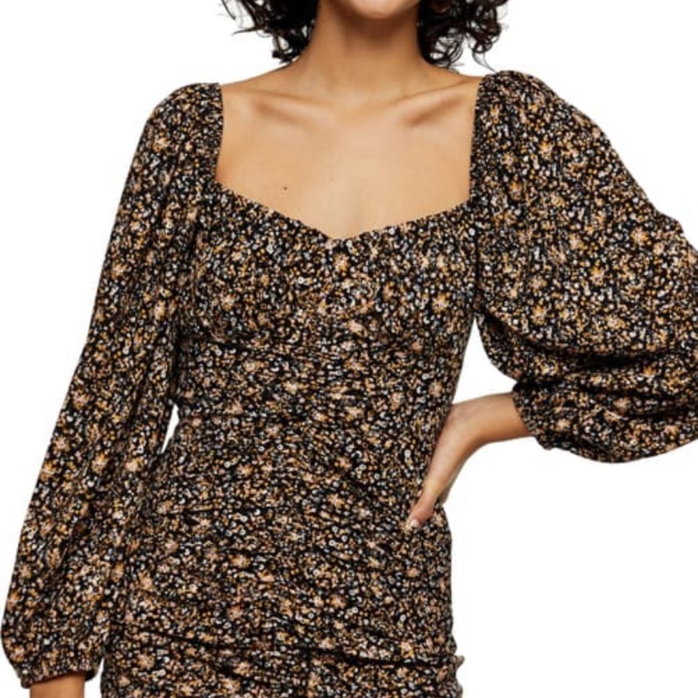 NWOT-Topshop floral print ruched long sleeve mini